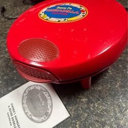 NEW Condition- Santa Fe Quesadilla Maker  by Salton Model No. QM2SFR