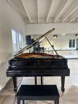 Piano moving