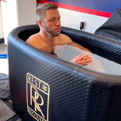 Inflatable Black Rest & Recovery Mobile Cold Plunge – Brand New (Never Used)