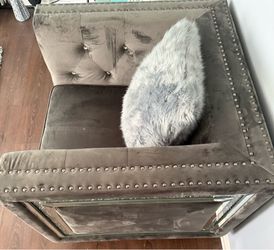 Sofa and chair set