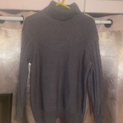 Grey sweater