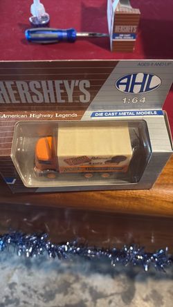 Hershey's Reese's AHL 1:64 Die Cast Truck