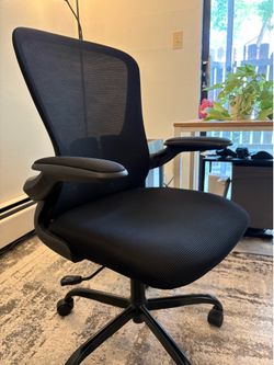 Ergonomic Mesh Office Chair