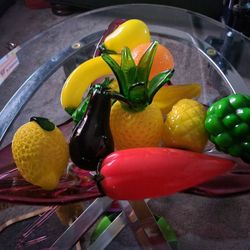 Frutero Y Frutas De Vidrio .