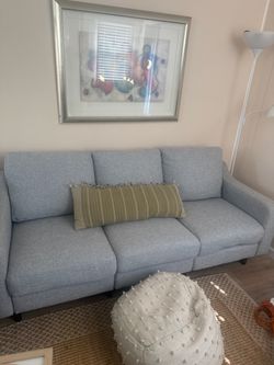 Blue old school  couch for studio