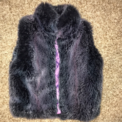 american widgeon fuzzy vest toddler girl size 2T