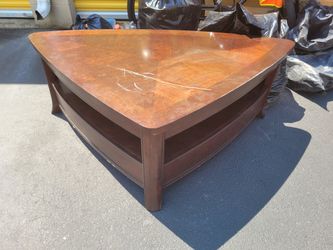 Wooden Coffee Table Nice! Needs a Little tlc