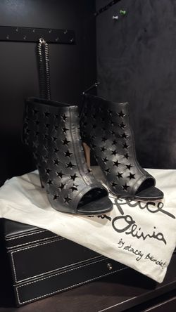 Alice and Olivia heels