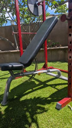 Weight bench