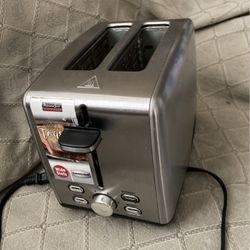Well Working Toaster Professional Series Stainless Steel Wide Slots Good For Bagel Defrost Reheat Original Price $50