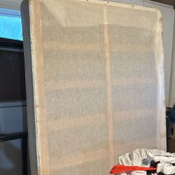 Twin size bed 