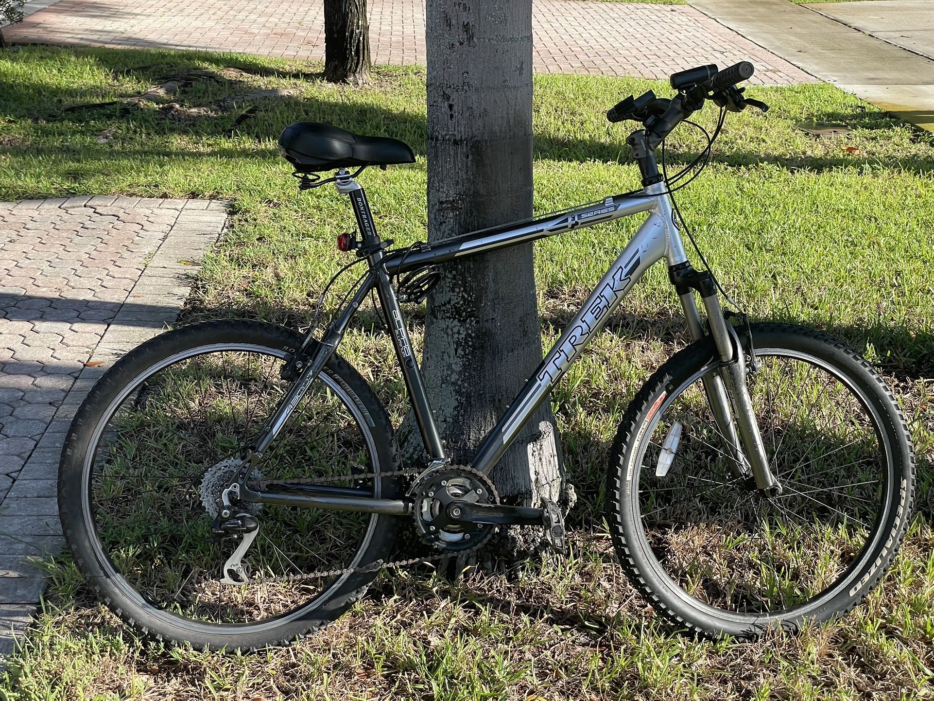Trek Large Mountain Bike