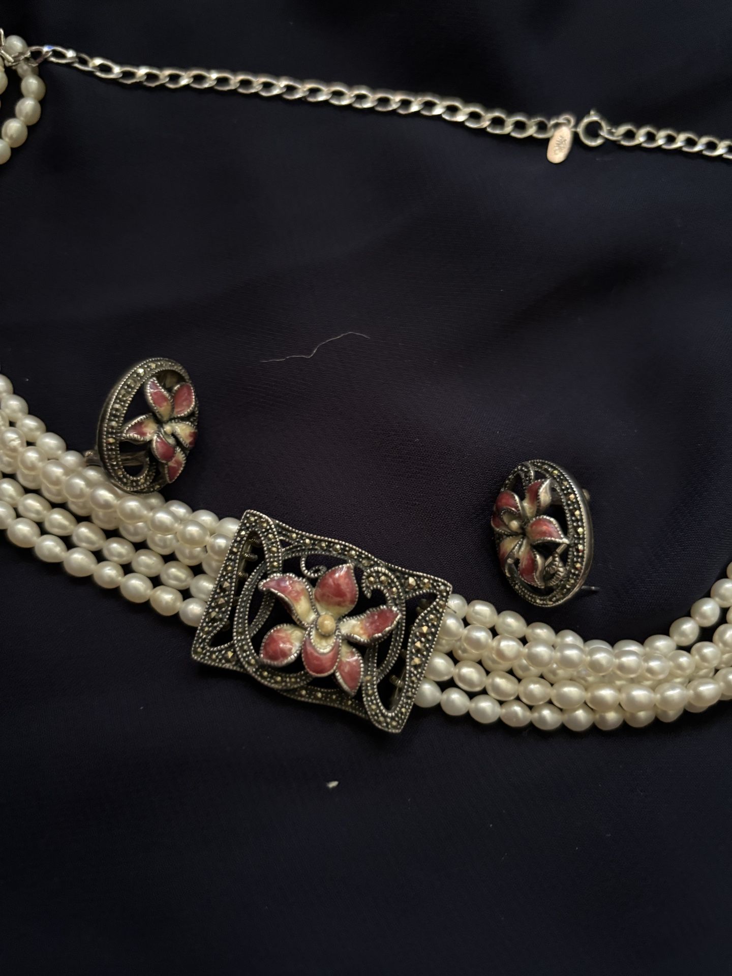 Choker And Tops Judith Jack With 5 Strand Of Real Perls.
