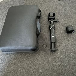 GoPro Sessions (water Proof)) With Accessories And Case