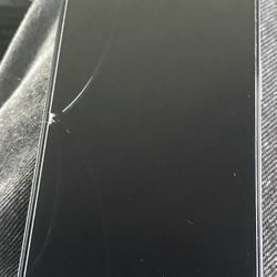 iPhone 13 FOR PARTS ITS LOCKED