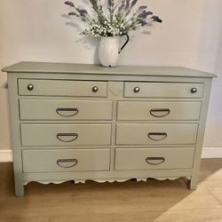 Vintage DREXEL dresser Changing Table 