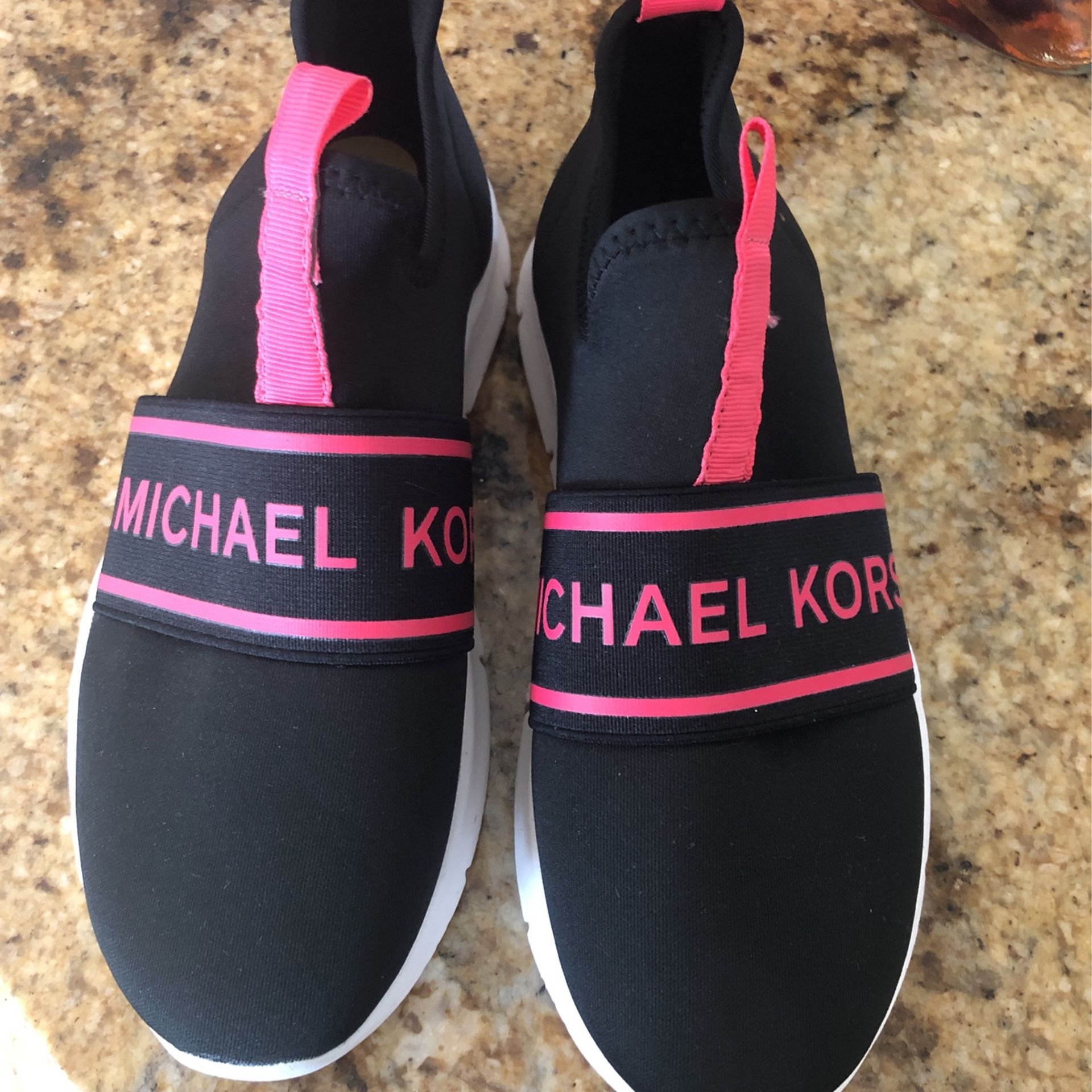 Tenis De Niña (michael Kors