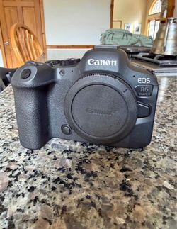 Canon EOS R6 Mark II Mirrorless Camera