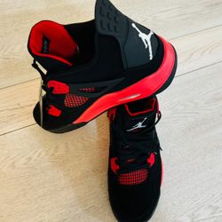 Jordan 4 Red Thunders - Size 11