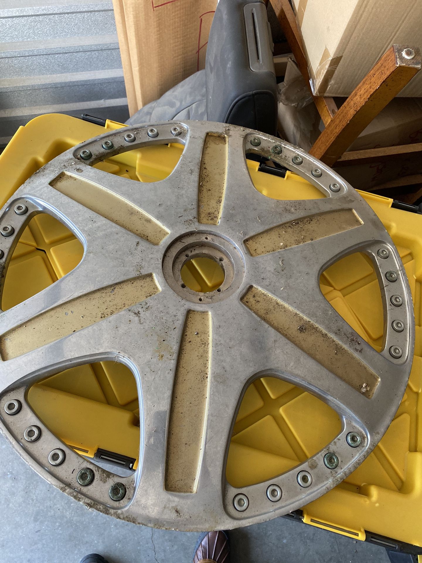 Dub Trump Spinner