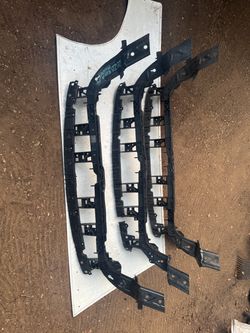 2018-2022 Ford Mustang front support