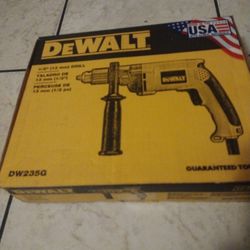 De235g 1/2" Drill  New 