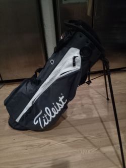 Titleist stand-up golf bag