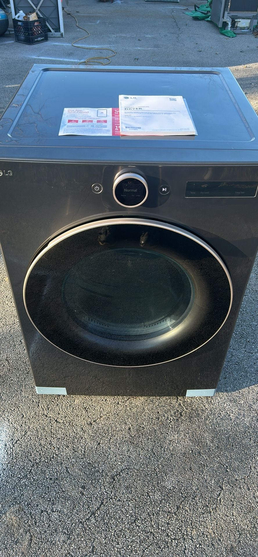 NEW! LG Ultra Large Capacity Smart Front Load Gas Dryer with Built in Intelligence and TurboSteam