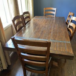 Amazing Sturdy Dining or Kitchen Table and Chairs