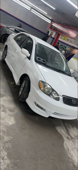 2005 Toyota Corolla