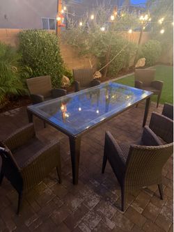 Outdoor Table with 6 Chairs