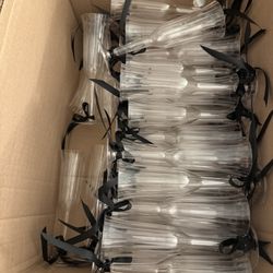 Plastic Champagne Cups With Black Bow 