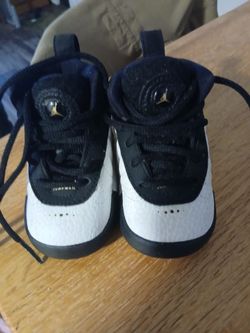 Baby shoes