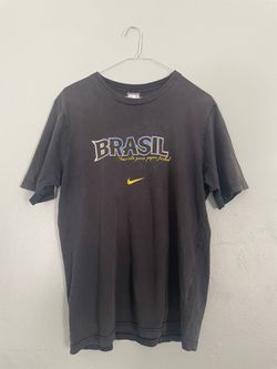Vintage Y2K Nike Brasil "Nascido Para Jogar Futebol" T-Shirt Grey M Center Swoosh