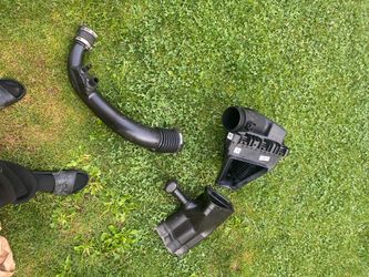 Mustang Air Intake Assembly