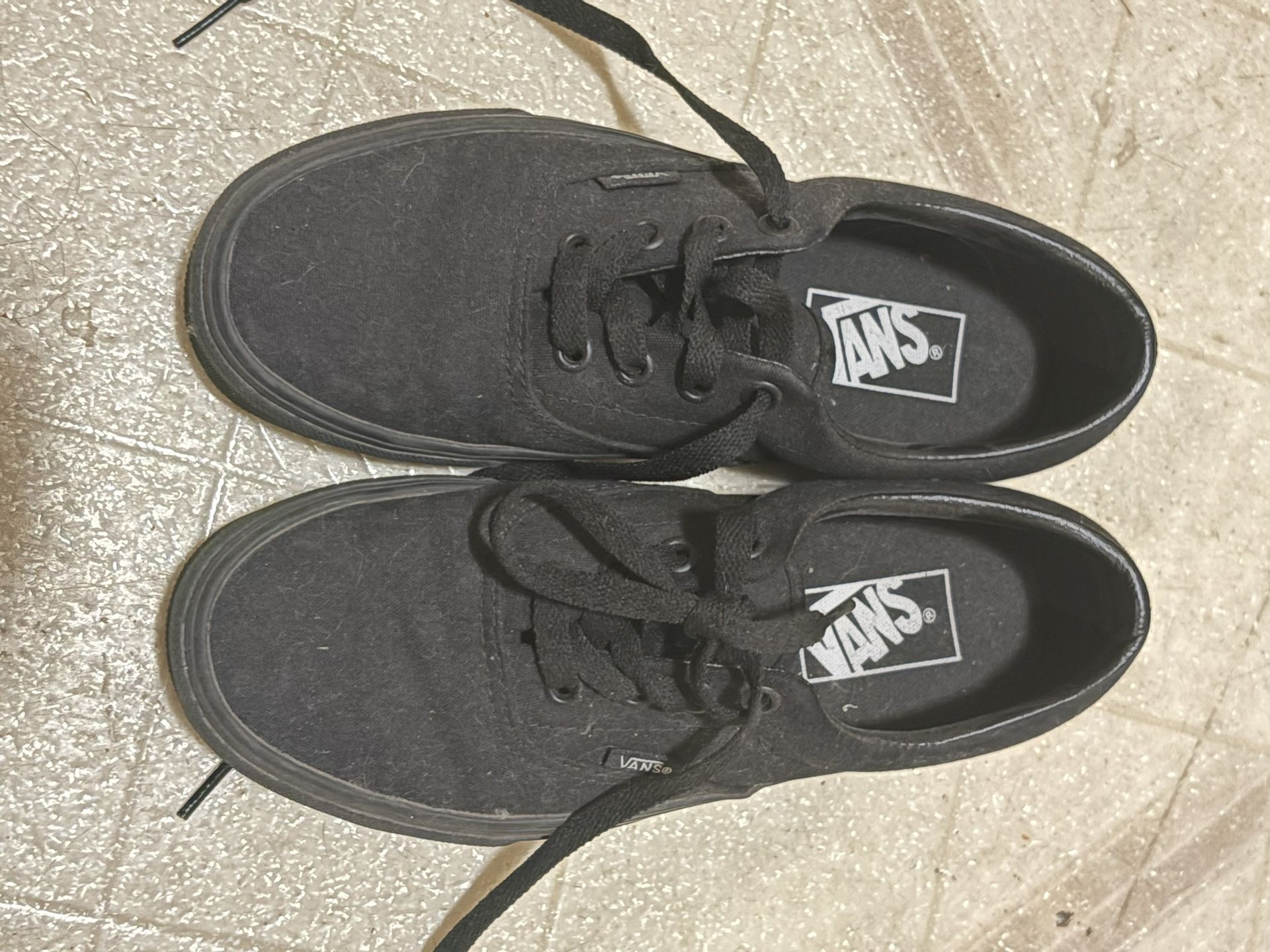 All Black Vans with laces