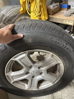 2020 Jeep Wrangler Tires With Rim (5)