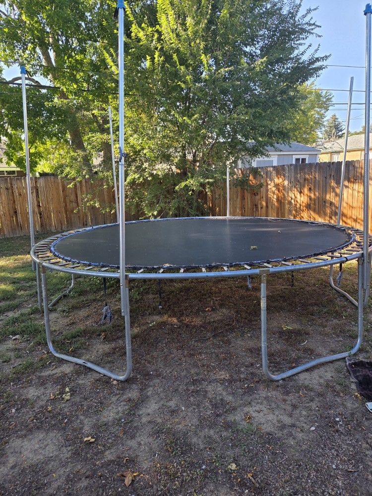Free Trampoline