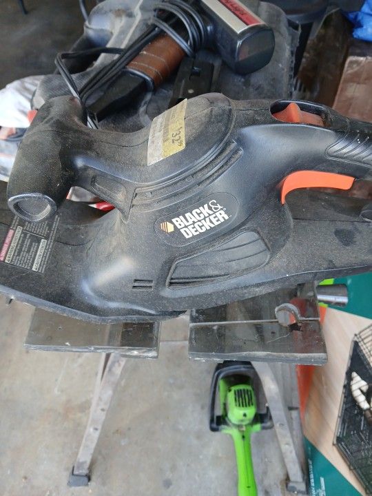 Black And DECKER TRIMER ELECTRIC