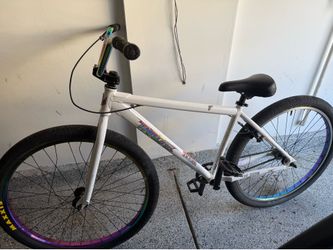 Throne Goon bicycle