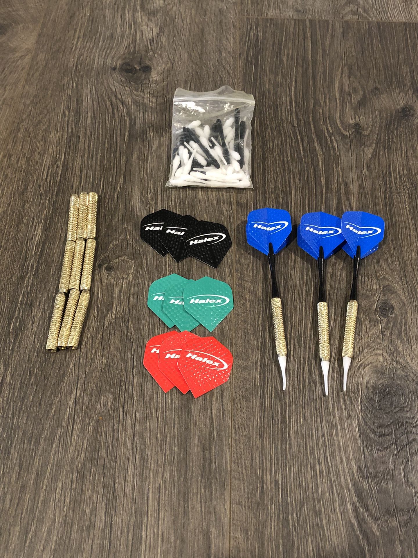 12 Halex Darts With Replacement Tips Flights Bodies