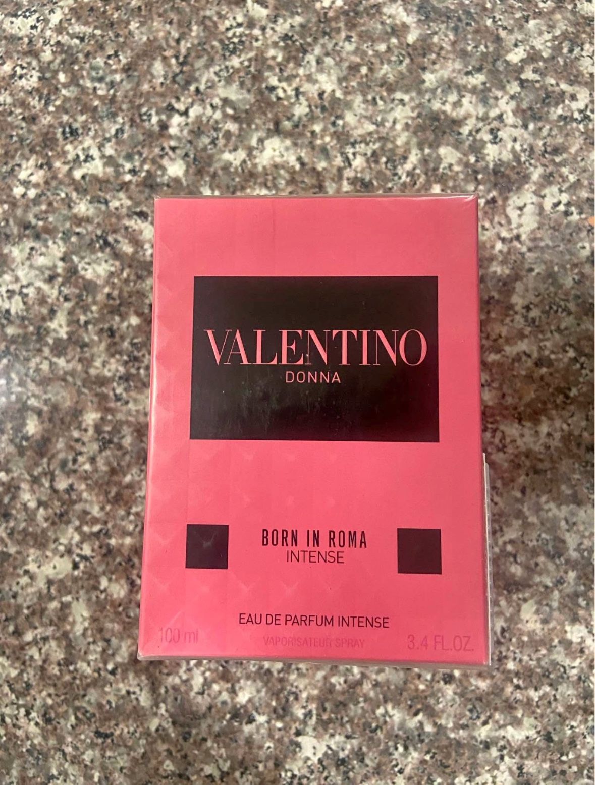 Valentino Donna Perfume