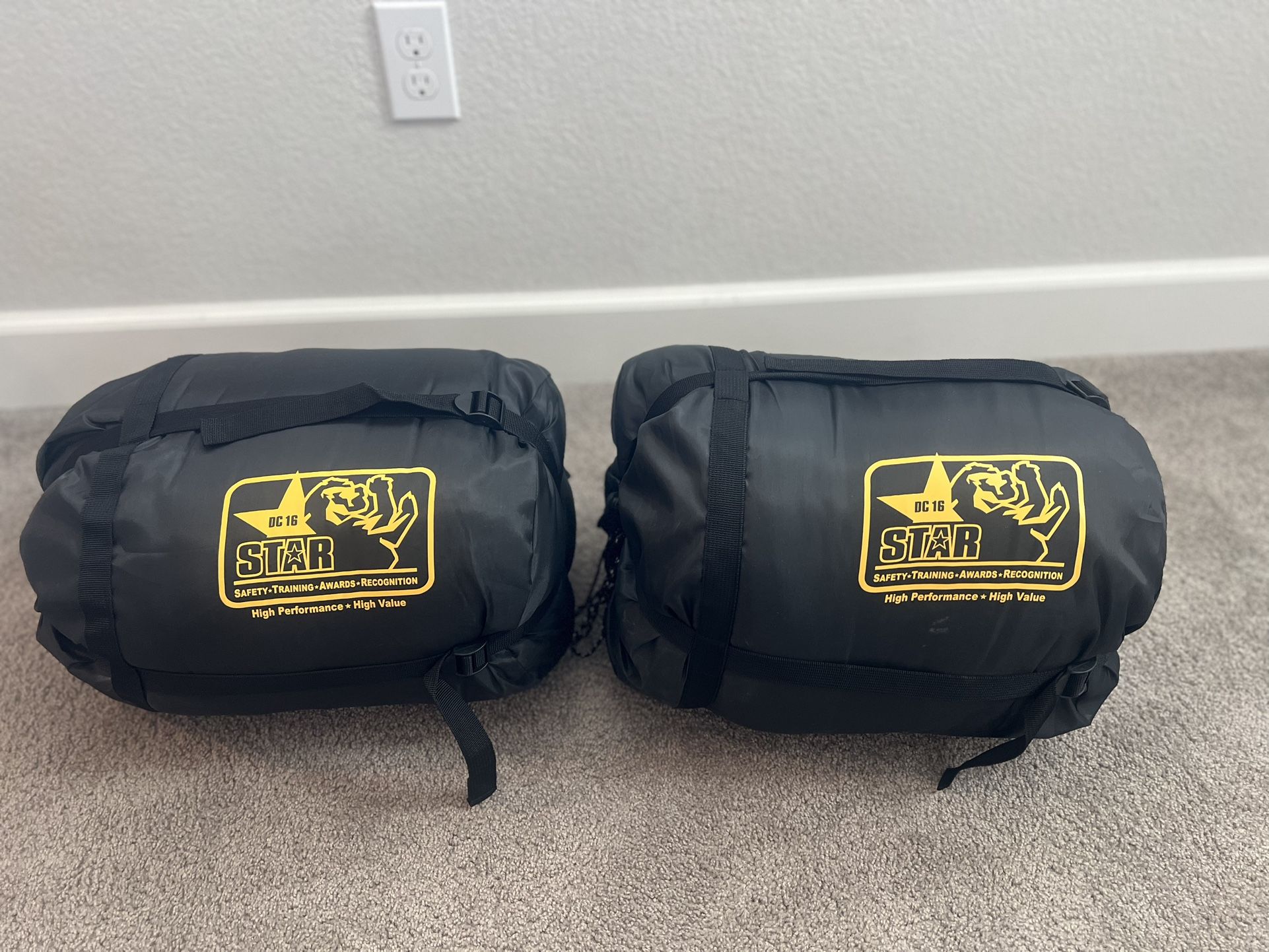 2 Adult Sleeping bags