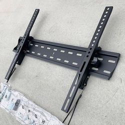 (Brand New) $15 TV Wall Mount for 37-75 Inches TVs Tilt Bracket VESA 600x400mm, Weight Capacity 110 lbs