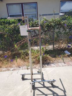 4 Way Adjustable Clothing Rack 4 Way Straight Arms $25.00