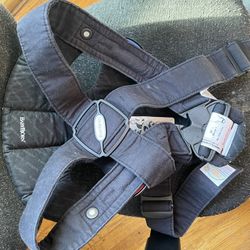 Baby Bjorn Carrier 