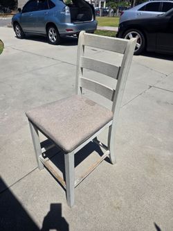 Free***Chairs 3 of them
