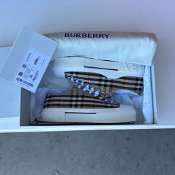 Burberry Unisex Shoes 