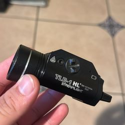 TLR-1 HL Stream light