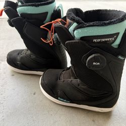 Women’s ThirtyTwo snowboard boots size 6.5 $150